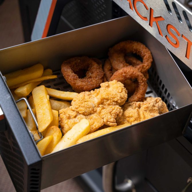 36 Griddle W/Air Fryer & Cabinets