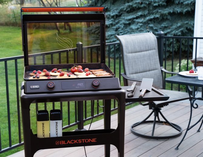 22 Electric Tabletop Griddle w/Cart