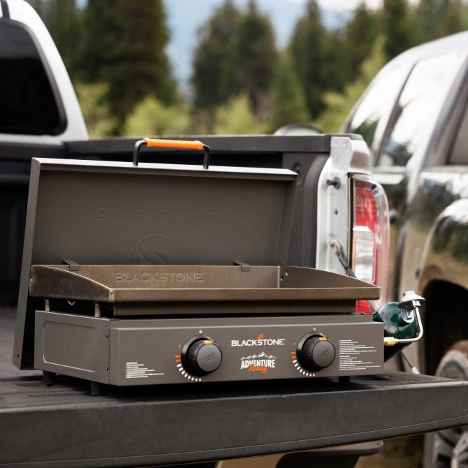 22 Griddle W/Hard Cover and Carry Bag