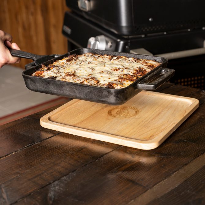 Cast Iron Dish w/ Removable Handle and Wood Trivet